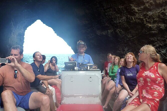 Ultimate Na Pali Coast Zodiac Boat Snorkeling and Sea Cave Tour - Discovering Kauai’s Na Pali Coast — what to expect
