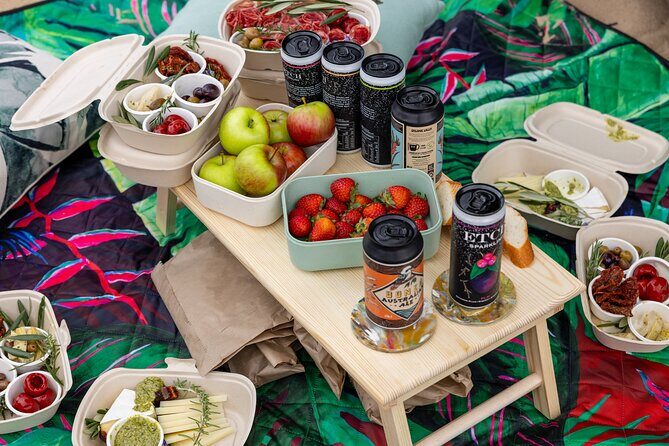 Ultimate Peninsula Adventure: Stand Up Paddle, Hot Springs, Hike, Lunch & Winery - Picnic Lunch with Local Flavors