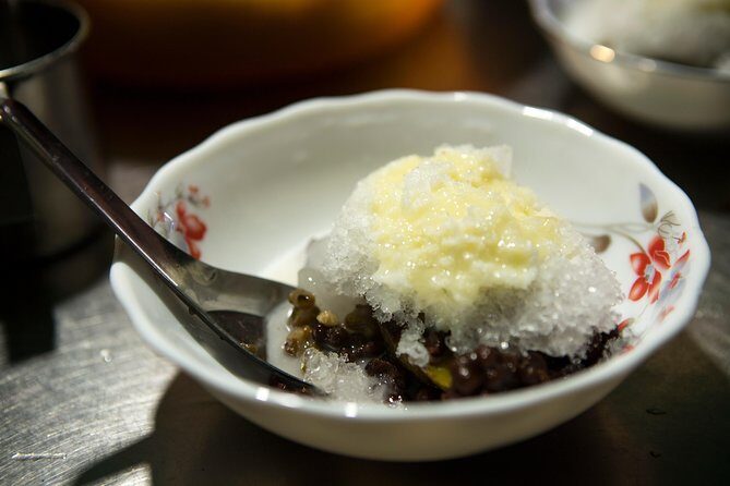 Ultimate Phnom Penh Food Tour by Tuk Tuk: 20 Tastings and Drinks - Exploring the Itinerary: What You Can Expect