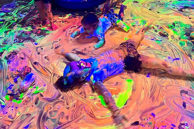 Ultimate UV Paint Party in Maleny for Ages 18 months and above - An In-Depth Look at the UV Paint Party Experience