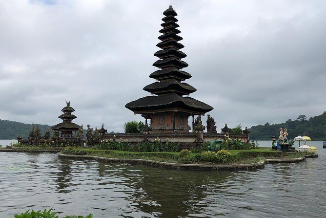 Ulun Danu Bratan Temple with Tanah Lot Sunset - What Makes This Tour a Solid Choice?