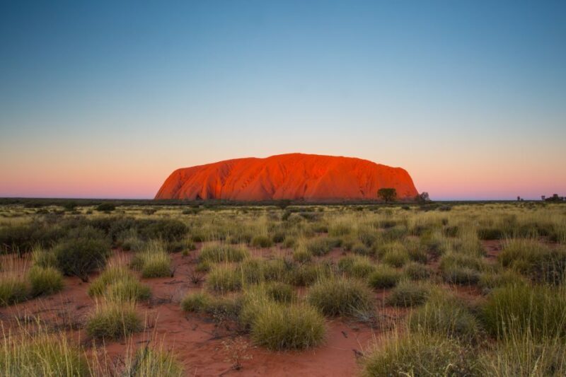 Uluru 1.5-Hour Sunset Tour with Sparkling Wine & Cheeseboard - Authentic Experiences and Personal Touches