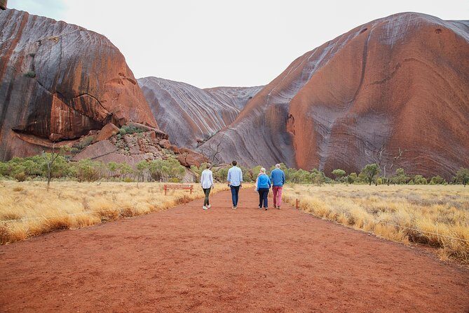 Uluru (Ayers Rock) Base and Sunset Half-Day Trip with Opt Outback BBQ Dinner - Exploring the Uluru Base and Sunset Half-Day Trip with Opt-Outback BBQ Dinner