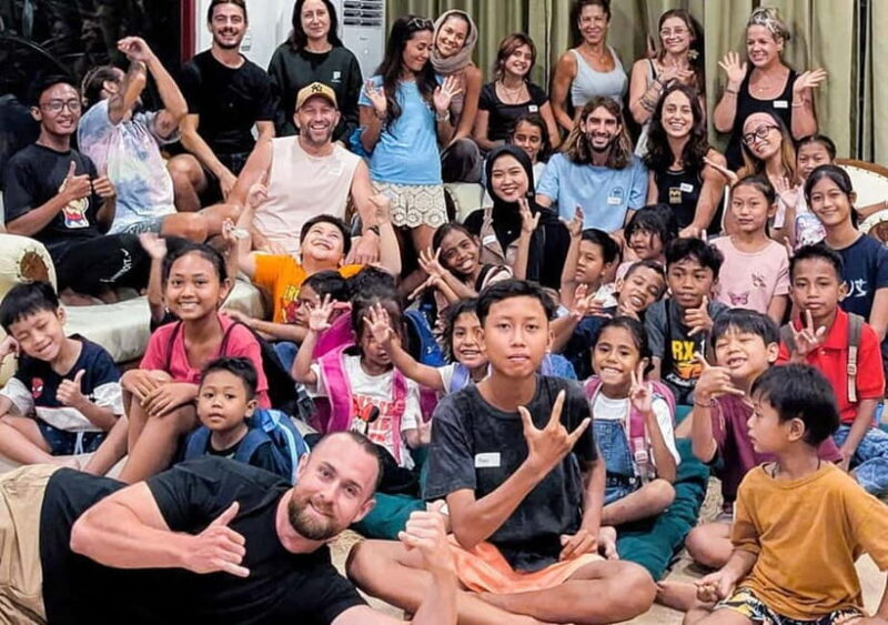 Uluwatu, Bali: Empower Local Kids With English - Key Points