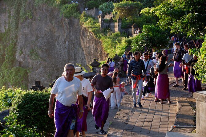 Uluwatu Kecak and Jimbaran Bay - A Detailed Journey Through Bali’s Best
