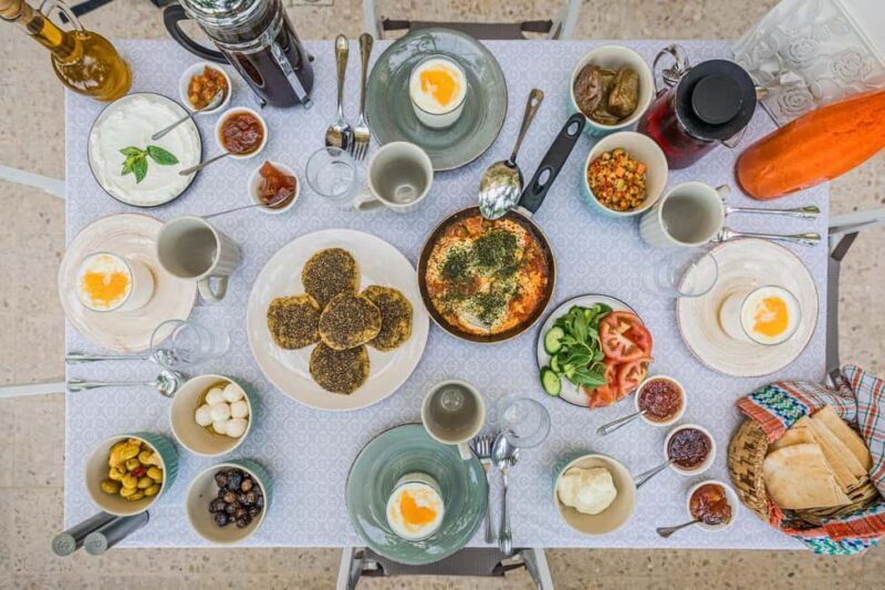 Umm Qais: Overnight Stay and Cycling, Hiking, Beekeeping - Key Points