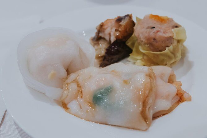 Under the Surface of Montreal's Chinatown: Guided Food Walking Tour - The Experience in Practice
