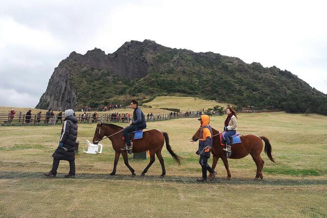 UNESCO Jeju Full Day Tour Package By Taxi - Sangumburi Crater: A Volcanic Landmark