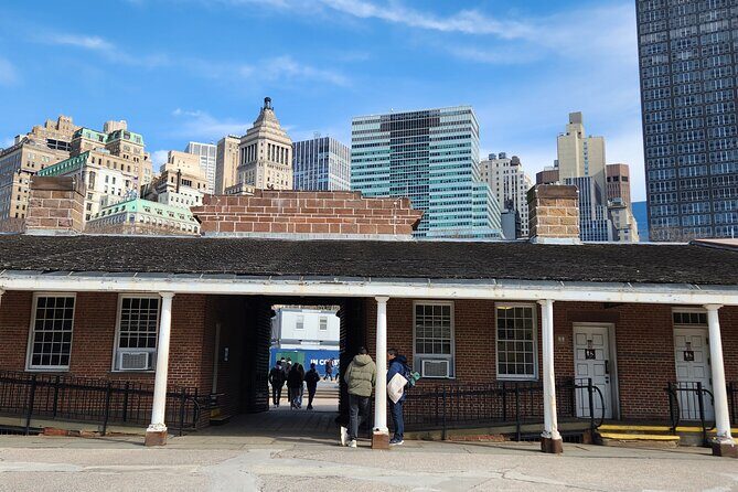Unexpected Wall Street Walking Tour - What’s Included and What’s Not