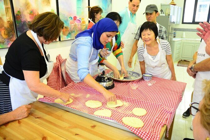 Unforgettable Fes Cooking Class with a local - Considerations