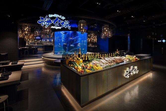 Unique Tokyo Dining Experience with Live Ama Diving - Who Will Enjoy This Tour?
