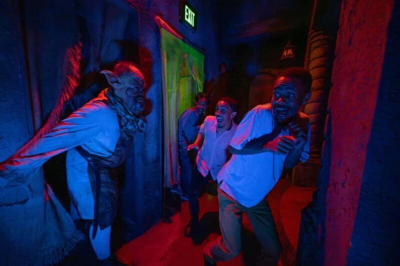 Universal Orlando Resort: Halloween Horror Nights - Introduction