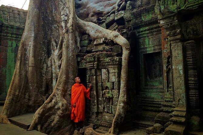 Unveiling 2 Days Private Angkor Wat/Beyond In Sunrise/Sunset Tour - Who Is This Tour Best For?