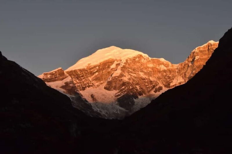 "Unveiling the Himalayas: 12-Day Jomolhari Trek Adventure" - Cultural Highlights and Sightseeing