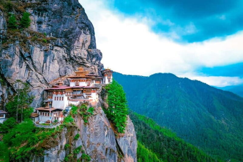 "Unveiling the Himalayas: 12-Day Jomolhari Trek Adventure" - The Sum Up
