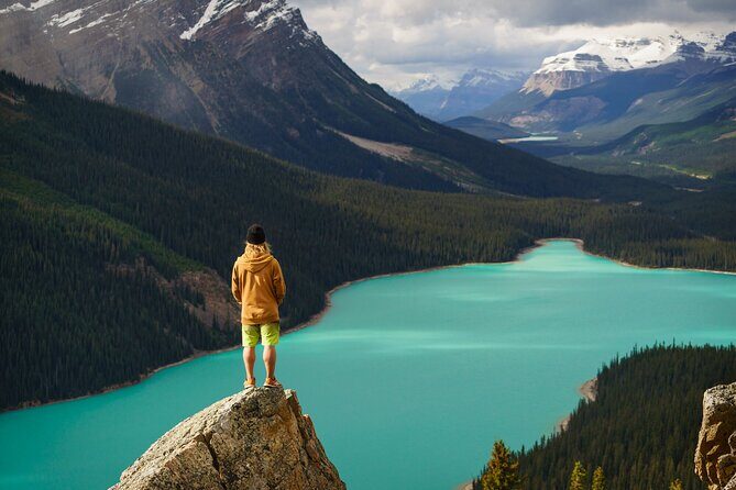Up to 14 guests Private Tour: Lake Louis Moraine and Icefield - Why Choose This Tour?