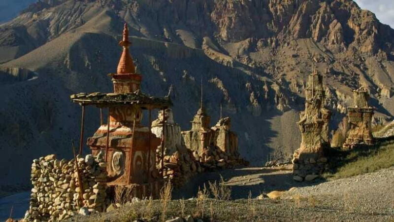 Upper Mustang Trekking 14 Days | Tibetan Buddhist Culture - The Experience of a Lifetime