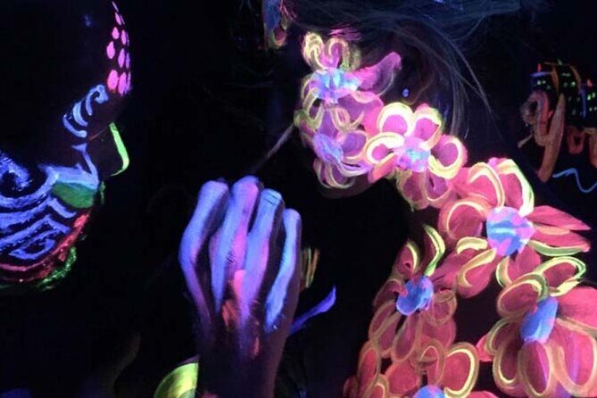 UV Body Painting Experience for Couples in Brooklyn - Key Points