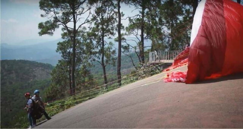 Valle de Bravo: Paragliding Flight - An In-Depth Look at the Valle de Bravo Paragliding Experience