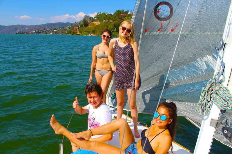 Valle de Bravo: Sailboat Tour Over the Lake. - The Sum Up