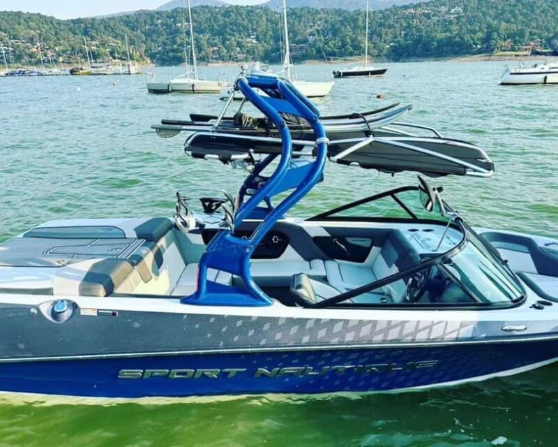 Valle de Bravo: Ski Boat Rentals - Key Points