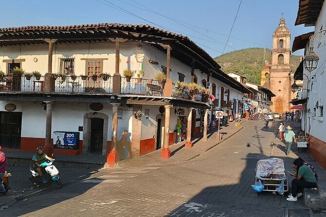 Valle de Bravo: Walking Tour & Ride a Jet Ski from Mexico City - What’s Included & What’s Not