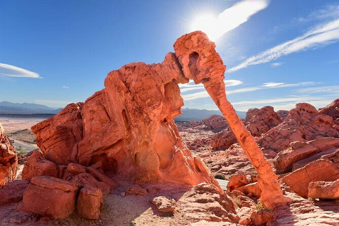 Valley of Fire, Seven Magic Mountains & Vegas Sign Tour - Exploring the Itinerary in Detail