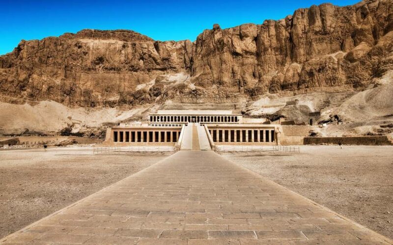 Valley of the Kings Full Day tour in Luxor - Key Points