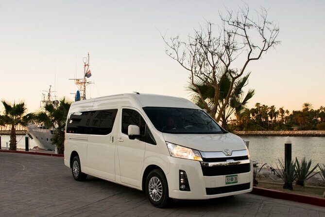 van private R/T from airport to your Hotel in los cabos - Key Points