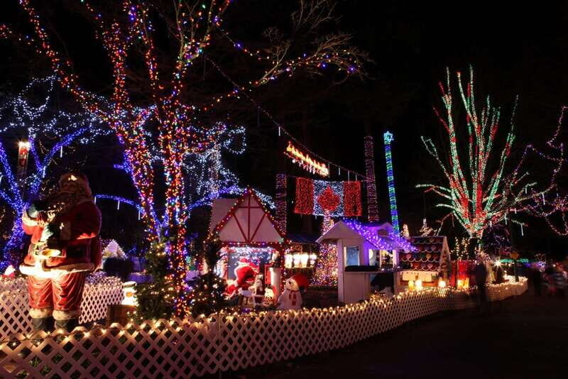 Vancouver Christmas Light Tour private - An In-Depth Look at the Vancouver Christmas Light Tour