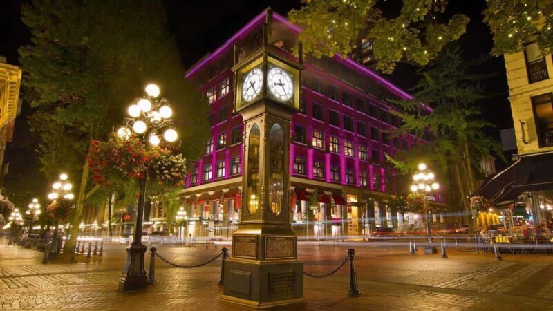 Vancouver: City Highlights Bus Tour - An In-Depth Look at the Vancouver City Highlights Bus Tour