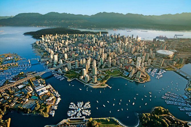Vancouver City Sightseeing Tour: Granville Island & Stanley Park - An In-Depth Look at Vancouver’s Highlights