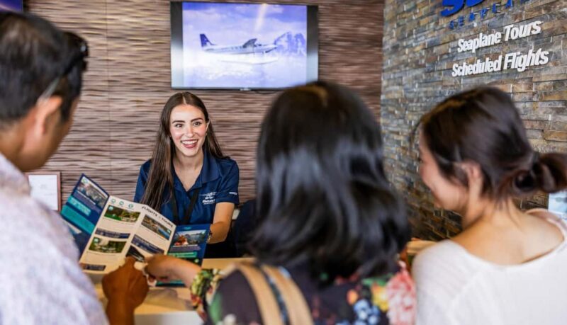Vancouver: City Skyline Scenic Seaplane Flight - An In-Depth Look at the Vancouver Seaplane Experience