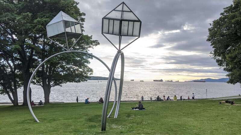 Vancouver City Tour With Look Out and Whistler Highlights - Pricing and Value