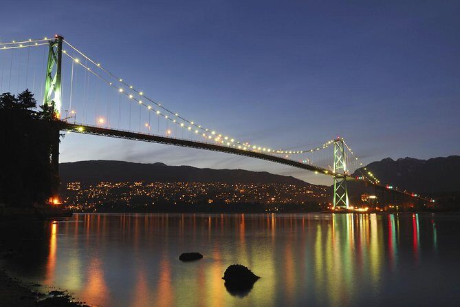 Vancouver Holiday Festive Dinner Cruises - Who Should Consider This Cruise?