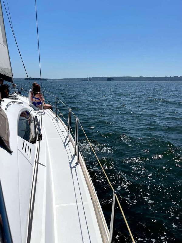 Vancouver: Mosquito Creek and English Bay Sailboat Cruise - Discovering Vancouver from the Water