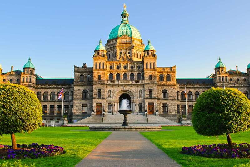 Vancouver: Private Victoria and Butchart Gardens Ferry Tour - Who Would Enjoy This Tour?