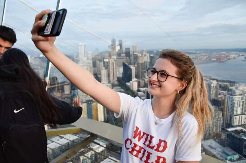 Vancouver: Seattle Day Trip with Guided City Tour - The Transport and Guides