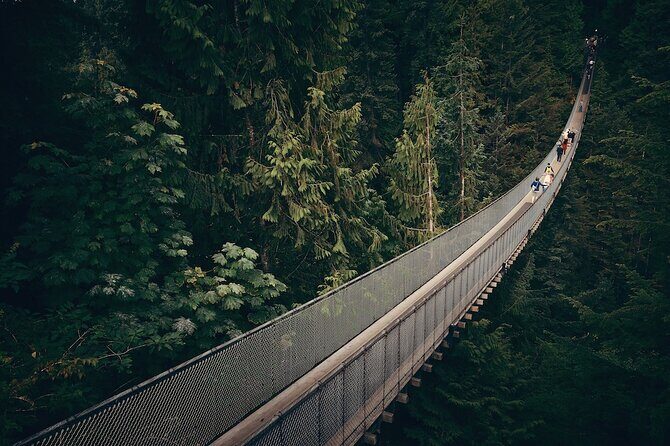 Vancouver Small Group Night Tour w/Capilano + Grouse Mtn Dinner - FAQs