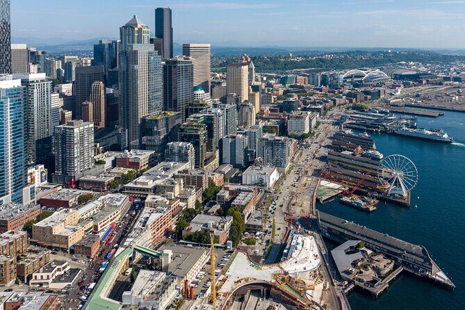 Vancouver to Seattle Private Guided Tour Two Days - A Deep Dive into the two-day Seattle Tour