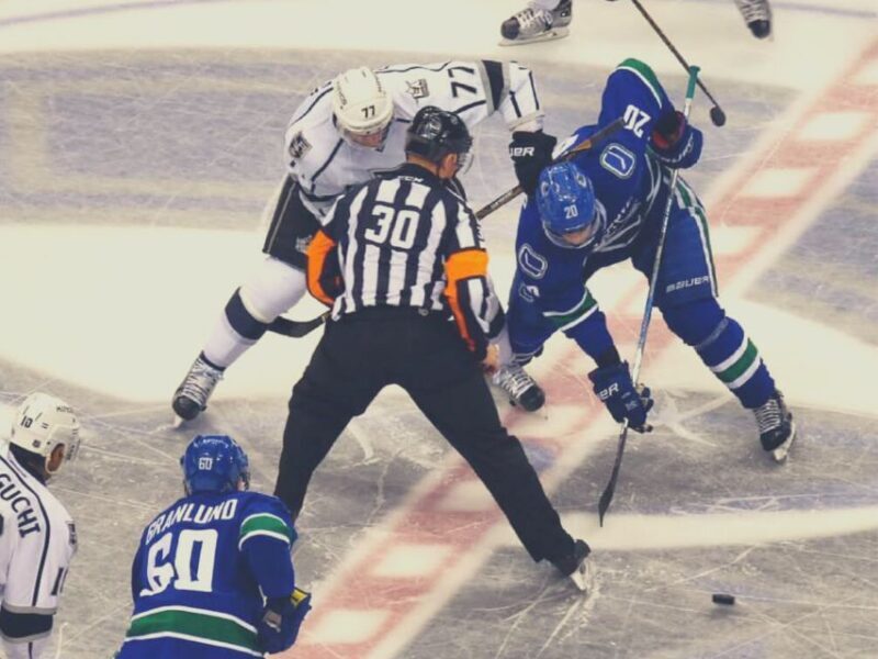 Vancouver: Vancouver Canucks Ice Hockey Game Ticket - Introduction
