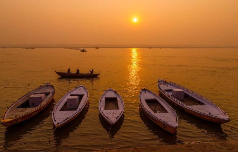 Varanasi: Boat Ride, Ghat Walk & Aarti Ceremony Tour - FAQ