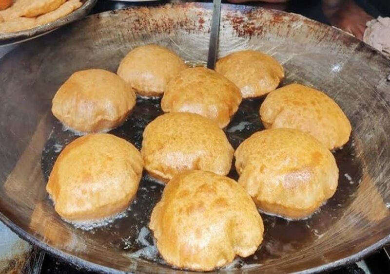 Varanasi: Boat Ride, Masala Tea & Jalebi Kachori Breafast - Key Points