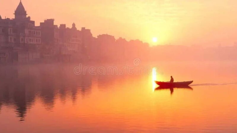 Varanasi: Ganga Aarti Boat Ride at Dashashwamedh Ghat - Who Should Consider This Tour?