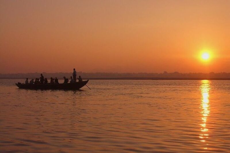 Varanasi: Morning Tour with Yoga Session and Boat Ride - Key Points
