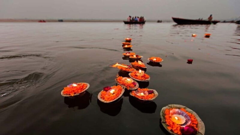 Varanasi:- Morning Varanasi Short Tour with Boat Ride - The Guide and the Experience