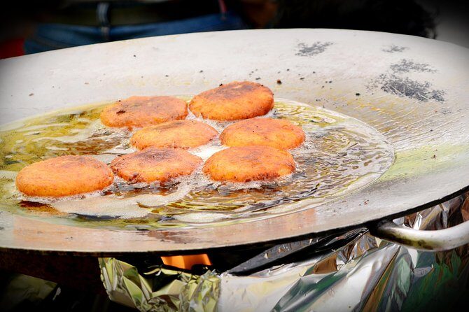 Varanasi Street Food Crawl (2 Hours Guided Food Tasting Tour) - Exploring the Itinerary
