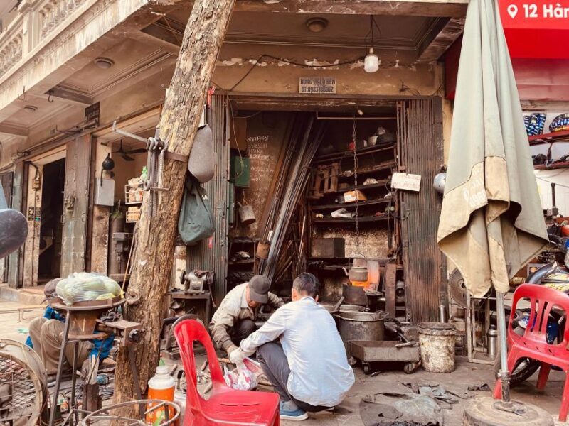 Vegan Street Food & Stories of Hanoi - Exploring Hanois Vegan Street Food & Stories