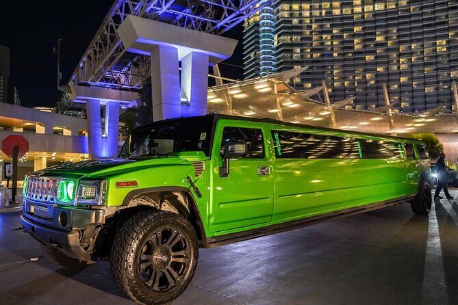 Vegas Luxury Private Limo and Nightclub Experience - Key Points