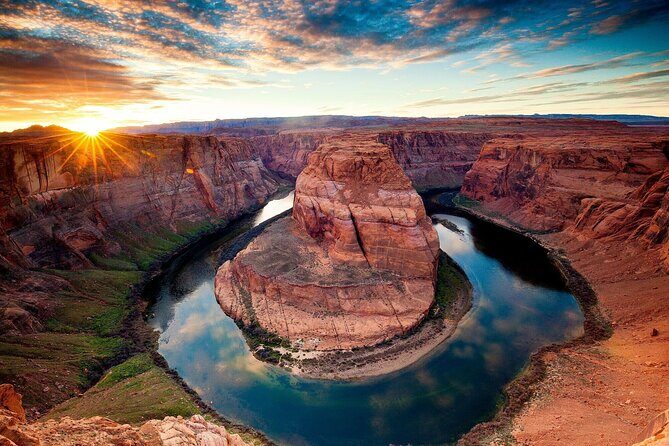 Vegas:Upper Antelope Canyon, Horseshoe Bend, Lake Powell&Lunch - An Overview of What to Expect